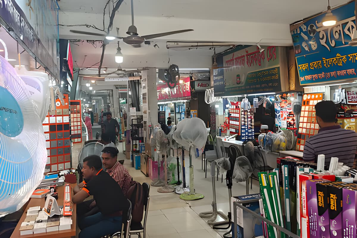 Ceiling Fan Prices Surge Ahead of Summer