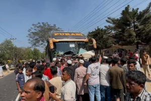 Chokoria Tragedy: E-Rickshaw Driver Killed by Bus