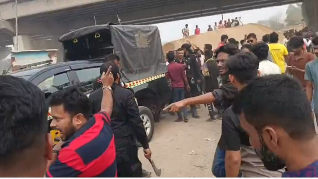 clash over kanchpur sand ghats injures 15 Clash Over Kanchpur Sand Ghats Injures 15