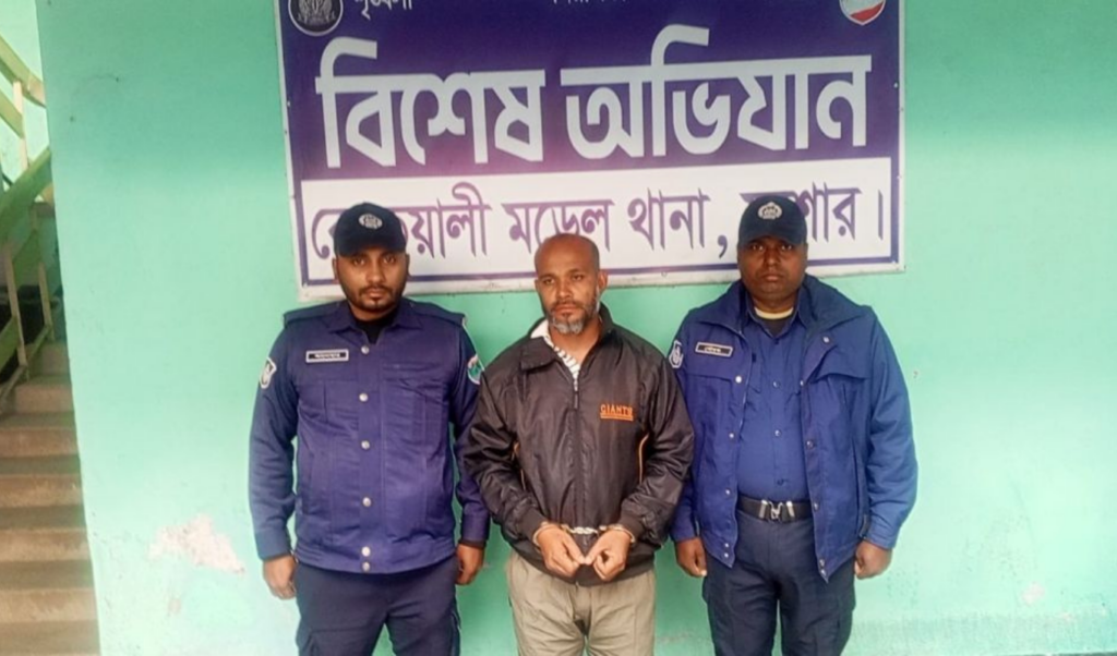 cocktails and petrol bombs found at jubadal leaders house in jessore Cocktails and Petrol Bombs Found at Jubadal Leader's House in Jessore
