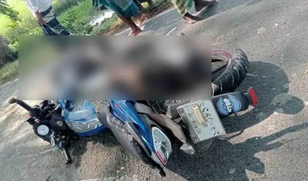 collision between trolley and motorcycle in jessore leaves two dead Collision Between Trolley and Motorcycle in Jessore Leaves Two Dead