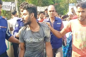 Community Foils Armed Robbery in Raozan