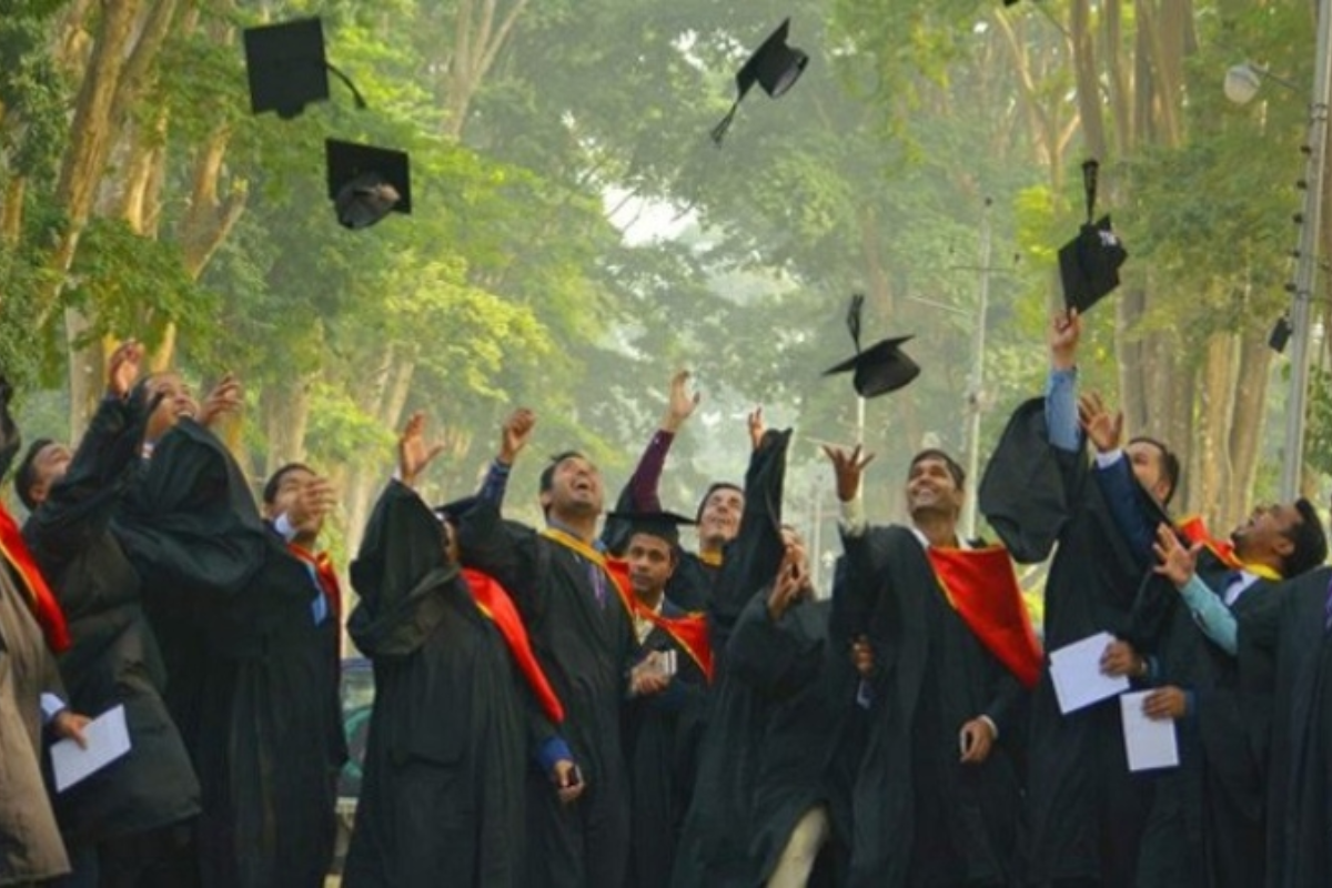 Controversy and Celebration Mark Rajshahi University’s 12th Convocation