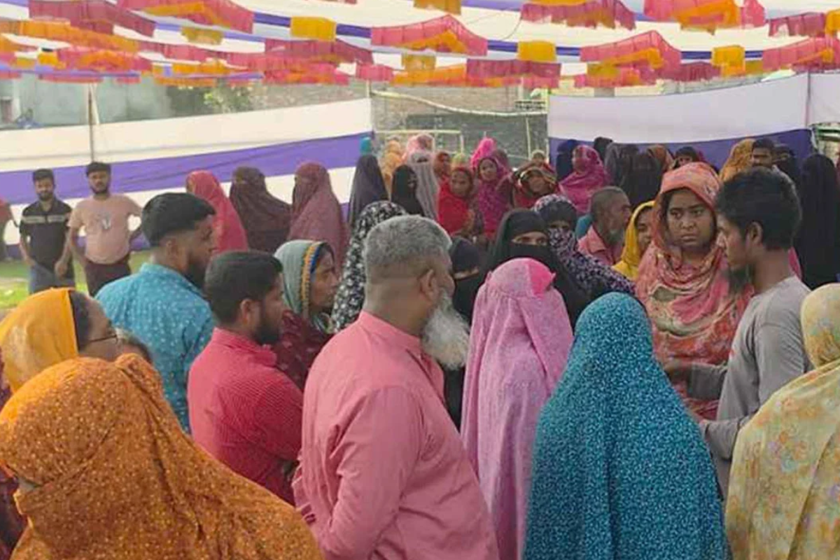 Cooperative Directors Vanish with £700,000