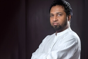 Court Bars Music Executive’s Travel, Demands Tax Records