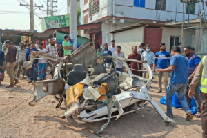 Cylinder Explosion In Private Car While Filling Gas At Narsingdi Filling Station