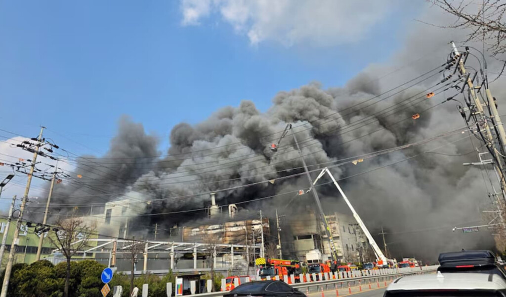 deadly fire claims 11 lives in south korean factory Deadly Fire Claims 11 Lives in South Korean Factory