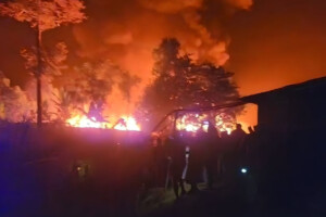 Devastating Fire Ravages Shelters at Teknaf Refugee Camp