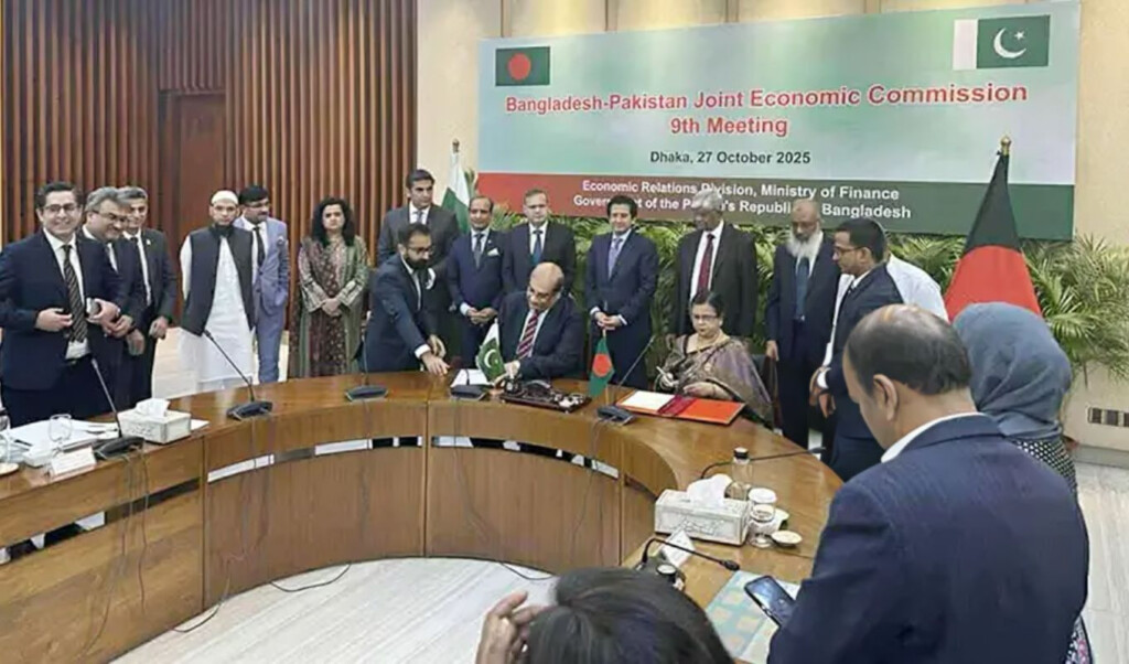 dhaka seeks duty and quota free access for bangladeshi goods to pakistani market Dhaka Seeks Duty- and Quota-Free Access for Bangladeshi Goods to Pakistani Market