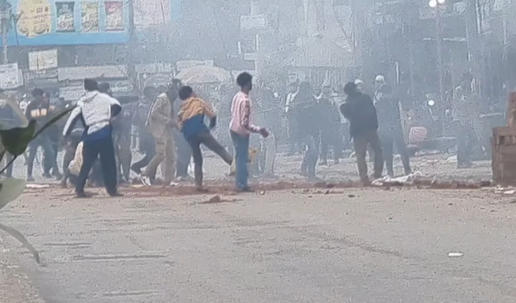 dozens of crude bomb blasts rock madaripur highway Dozens of Crude Bomb Blasts Rock Madaripur Highway