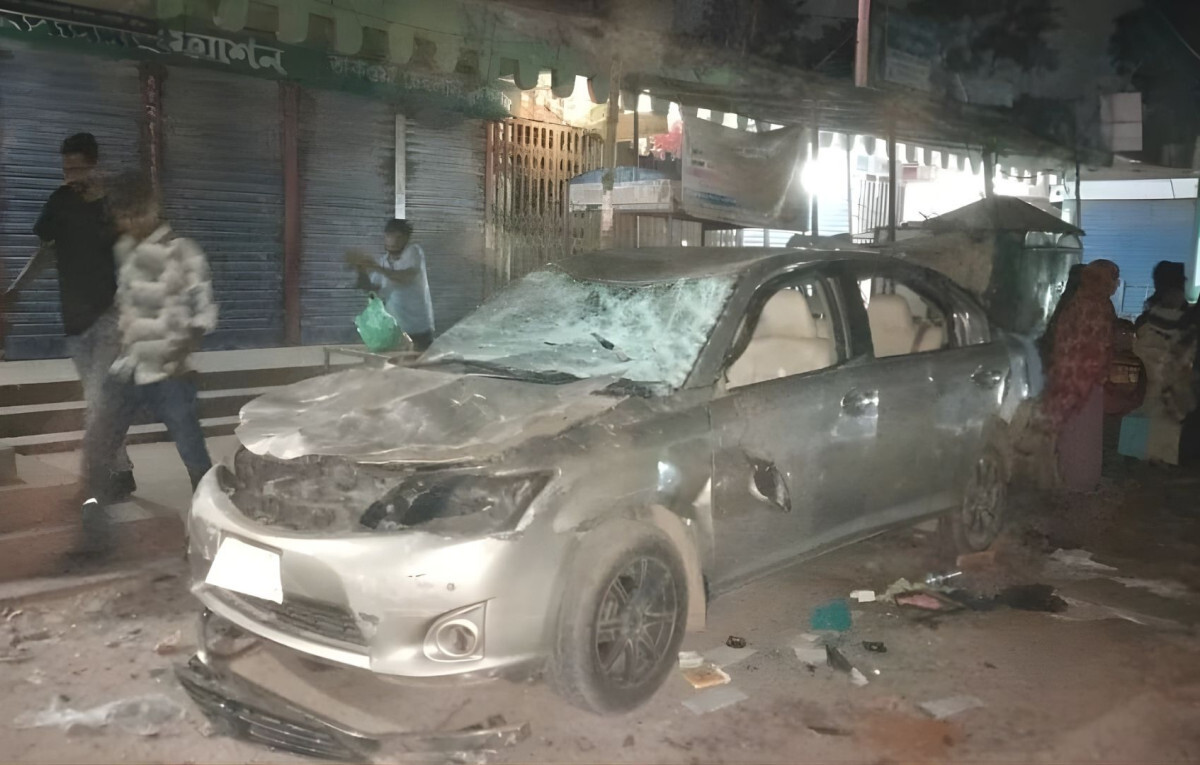 Eight Injured as Rival BNP Factions Clash Over Nomination in Munshiganj