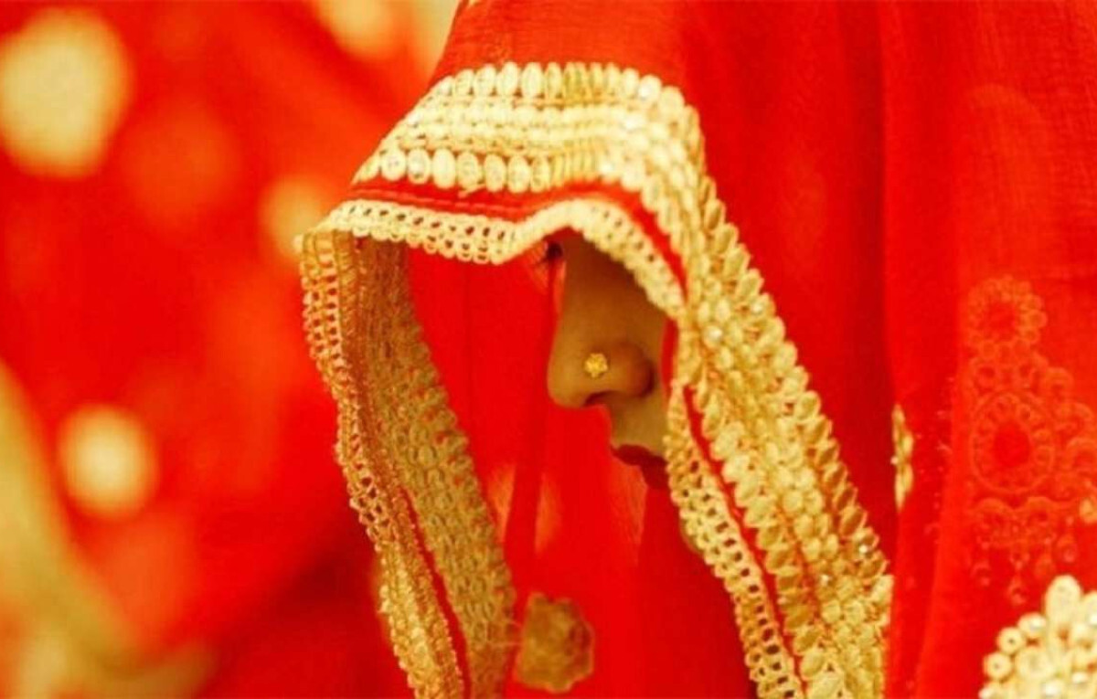 Elderly Man Defrauded in Celebrity Marriage Scam