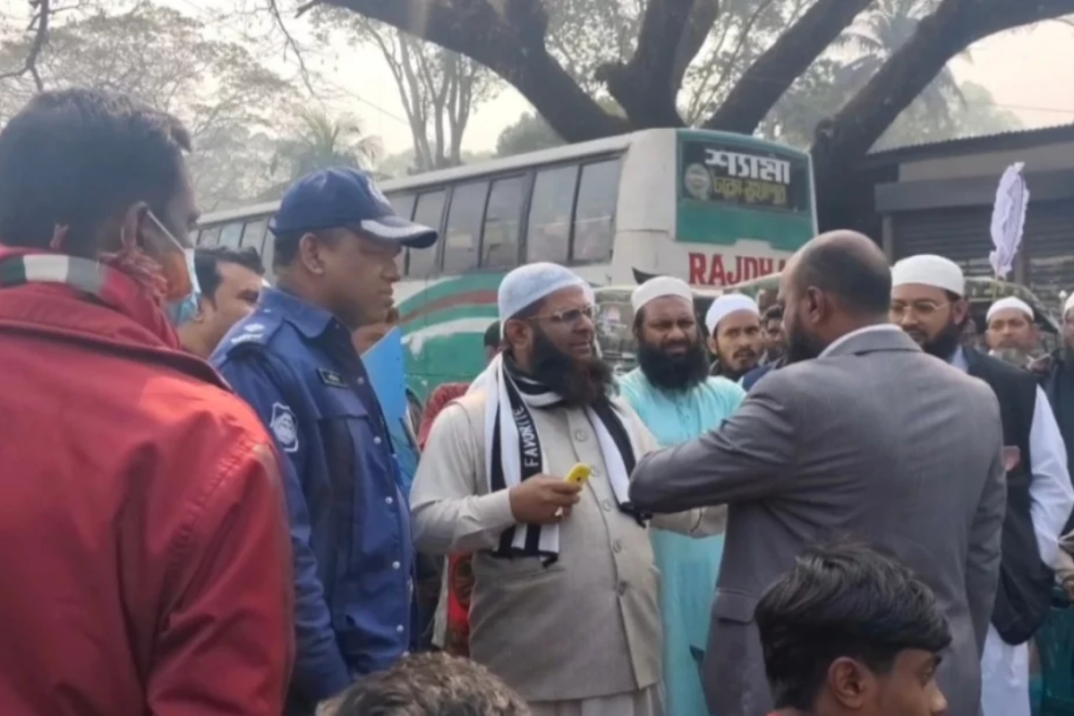 Election campaign on government property, Handfan candidate fined 10,000 Taka