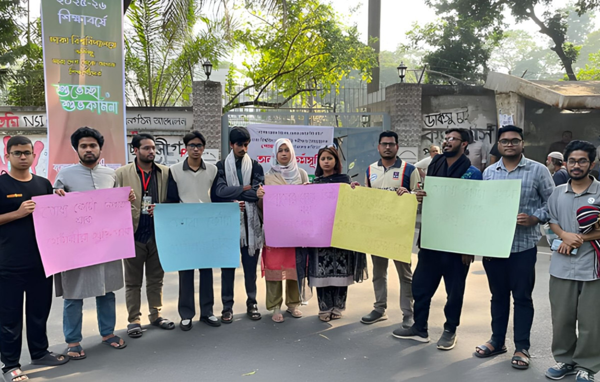 “Enough Is Enough!” DU Erupts as Students Demand End to ‘Privilege Quota’