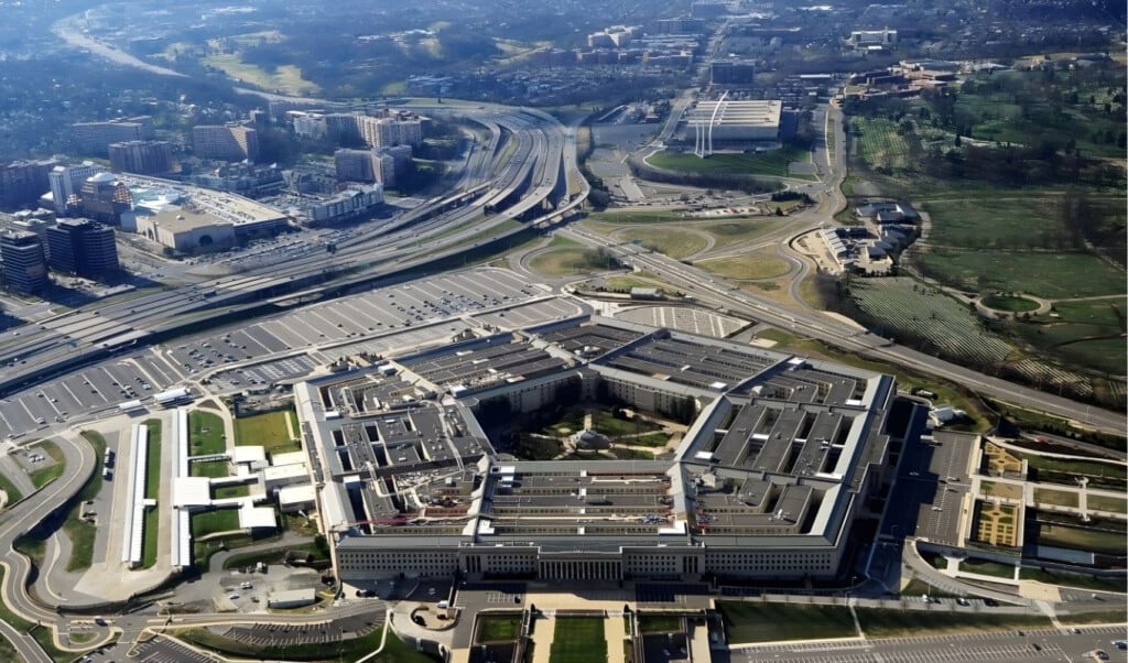 epstein had received a proposal to purchase the building of the united states department of defense Epstein had received a proposal to purchase the building of the United States Department of Defense.