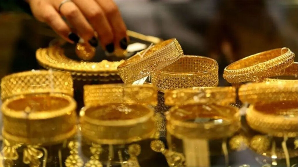 essential guide to purchasing gold carats and hallmarks Essential Guide to Purchasing Gold: Carats and Hallmarks