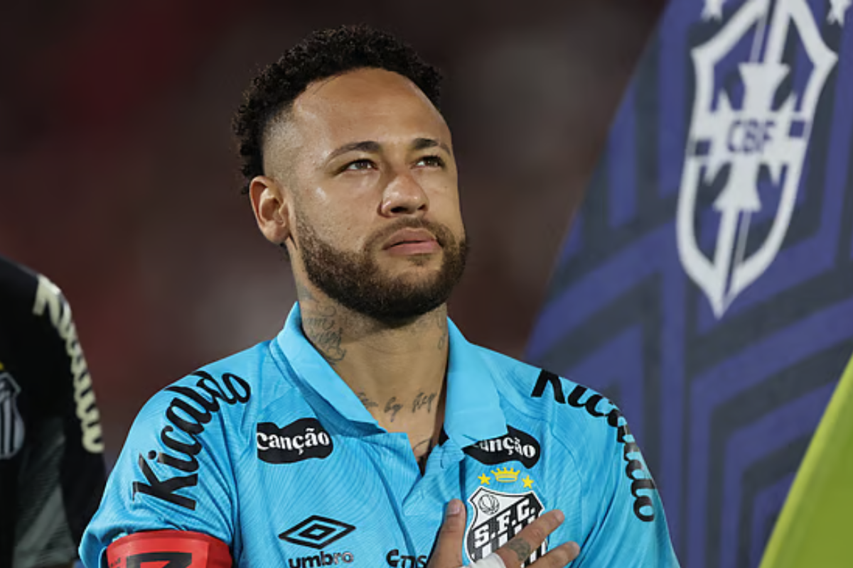 Exciting Start to the New Year as Neymar Extends His Stay at Santos