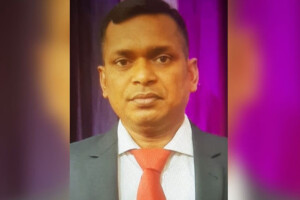 Extortion and Vandalism at Mahindra Stand: Bail for Expelled Youth Leader Sparks Fear Among Owners and Workers