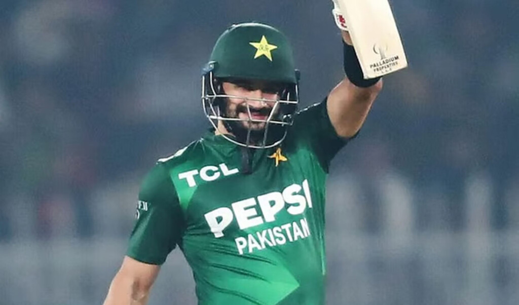 farhan climbs icc rankings pressures abhishek Farhan Climbs ICC Rankings, Pressures Abhishek