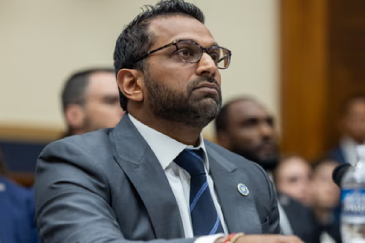 FBI Director Gave New Zealand Officials Illegal Firearms: Police