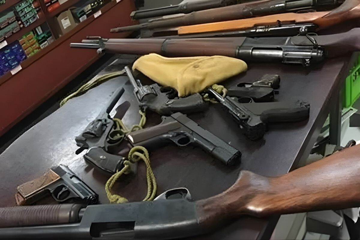 Fear of covert attacks and illegal weapons ahead of the election