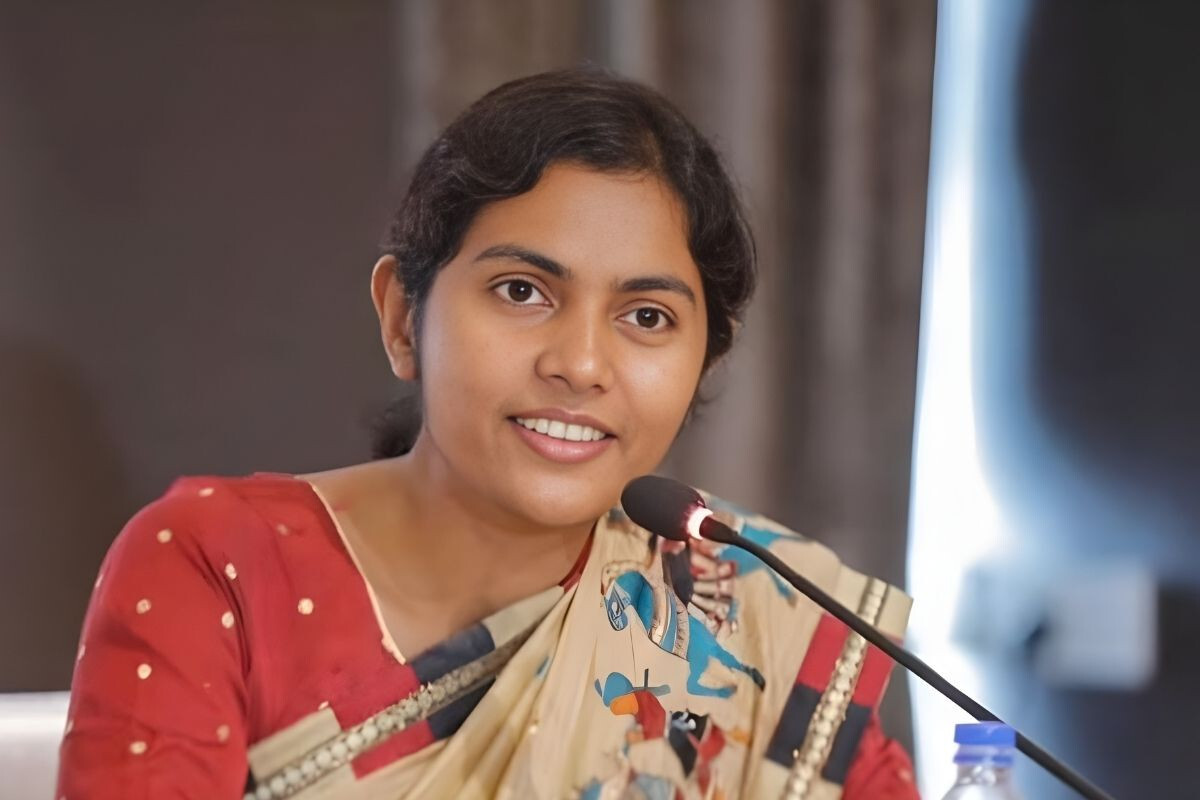 Female Candidate Barred on Sexist Grounds