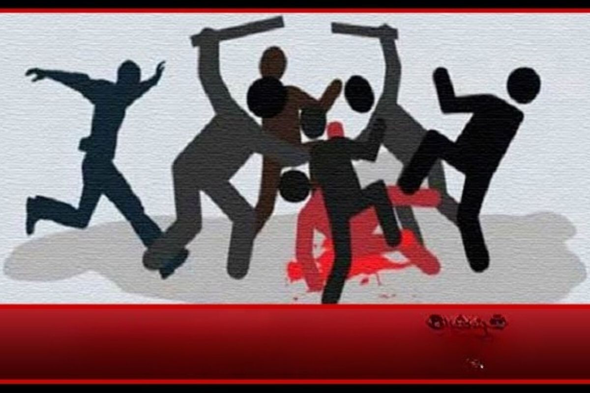 Fifteen Injured in Blanket Distribution Clash