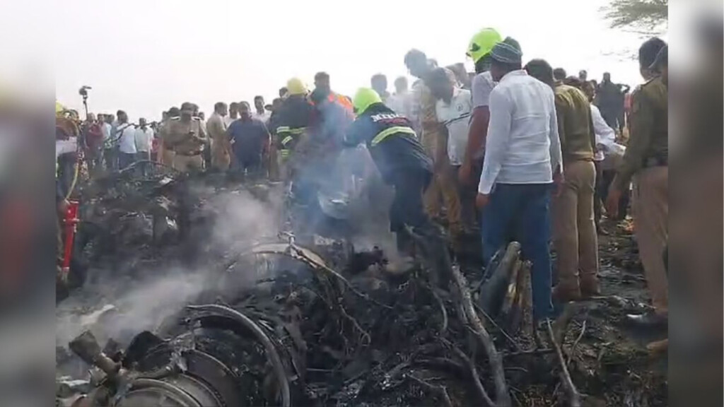 final call of flight attendant aboard crashed jet Final Call of Flight Attendant Aboard Crashed Jet