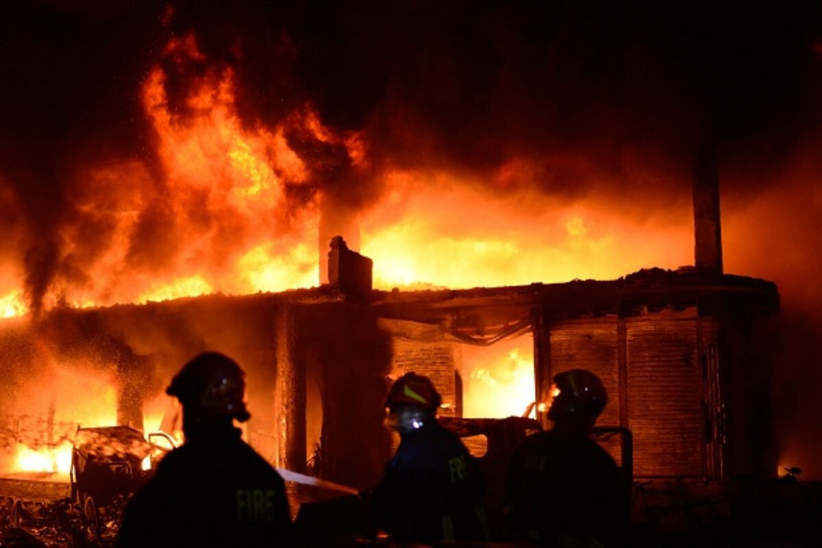 Fire at Shoe Factory in Old Dhaka, 3 Workers Burnt