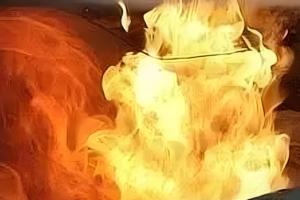 Fire Erupts in Parked Bus, Causing Local Alarm