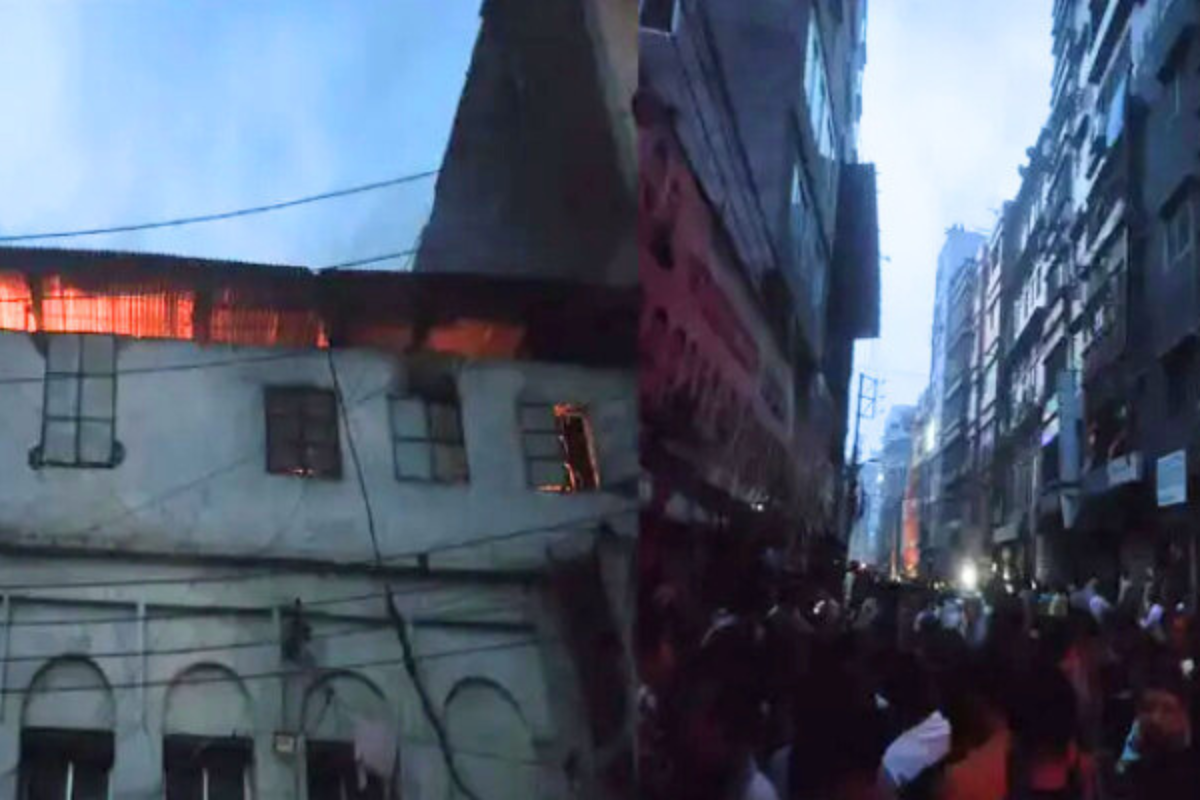 Fire in Chawkbazar Brought Under Control After Ninety Minutes