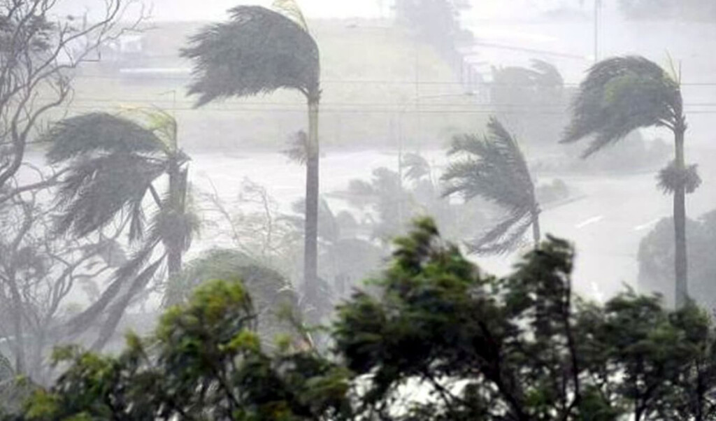First Pre-Monsoon Cyclone ‘Godhuli’ Approaches Bangladesh 2 first pre monsoon cyclone godhuli approaches bangladesh First Pre-Monsoon Cyclone ‘Godhuli’ Approaches Bangladesh