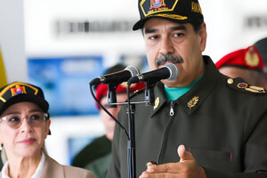 Five Americans Detained as US-Venezuela Tensions Escalate