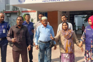 Five Arrested for Stealing Doctor’s Bag After Posing as Journalists at Hospital