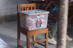 Five Candidates Boycott Votes Amid Alleged Irregularities