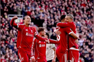 Five-Star Liverpool Sink West Ham to Secure Fifth