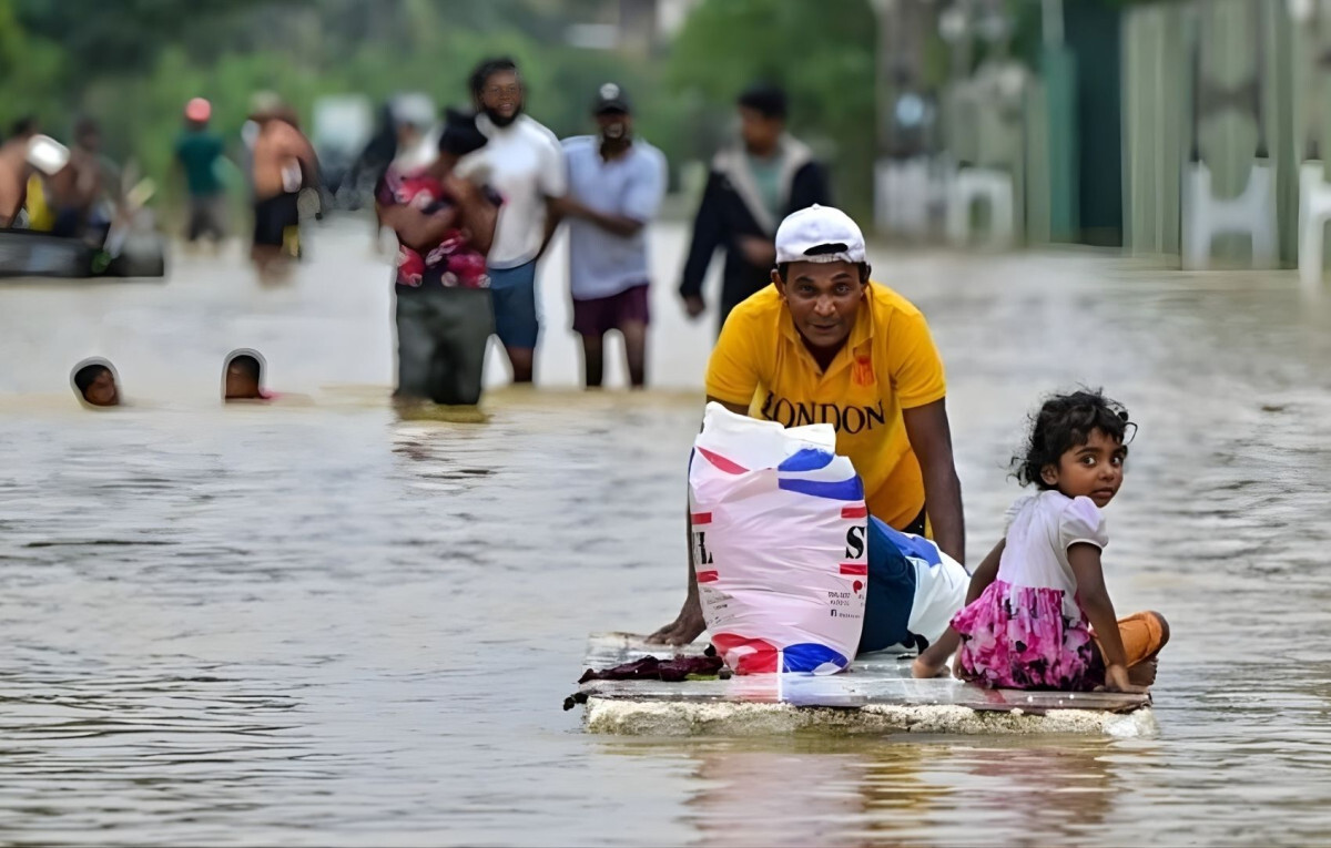 Floods and Landslides in Sri Lanka Claim 153 Lives as State of Emergency Declared