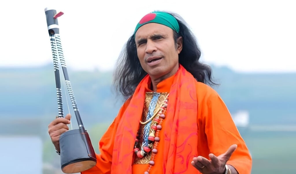 folk star critiques election campaign tactics Folk Star Critiques Election Campaign Tactics