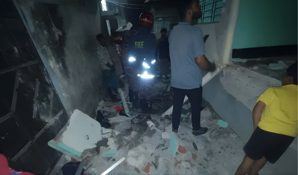 four family members burned in comilla gas explosion Four Family Members Burned in Comilla Gas Explosion