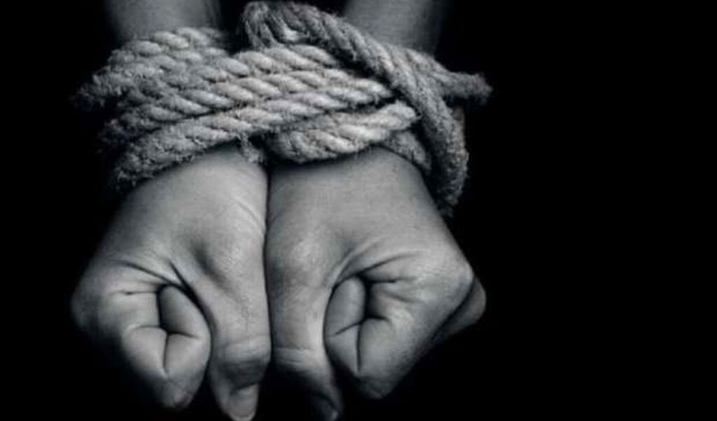 four fishermen abducted while catching crabs in the sundarbans one returns home after paying ransom Four Fishermen Abducted While Catching Crabs in the Sundarbans, One Returns Home After Paying Ransom