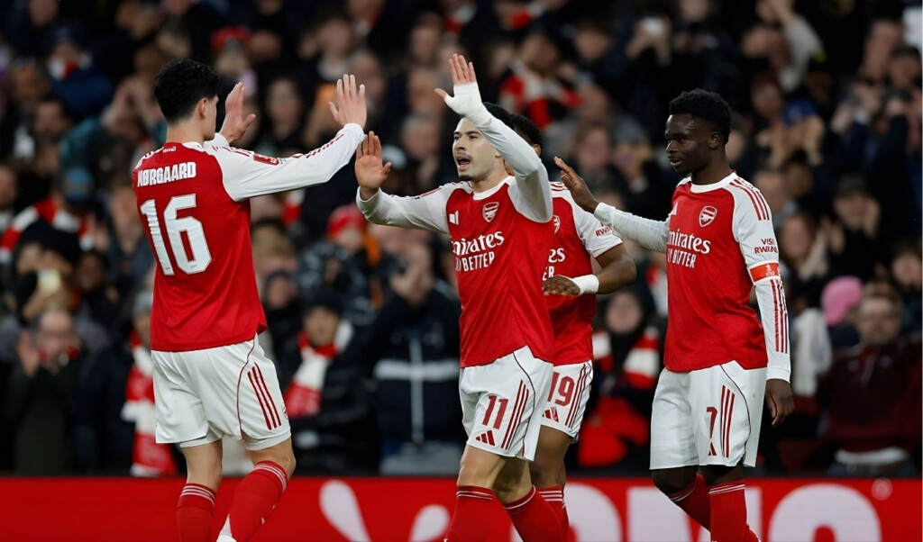 four goals in 16 minutes arsenals new record "Four Goals in 16 Minutes: Arsenal's New Record"