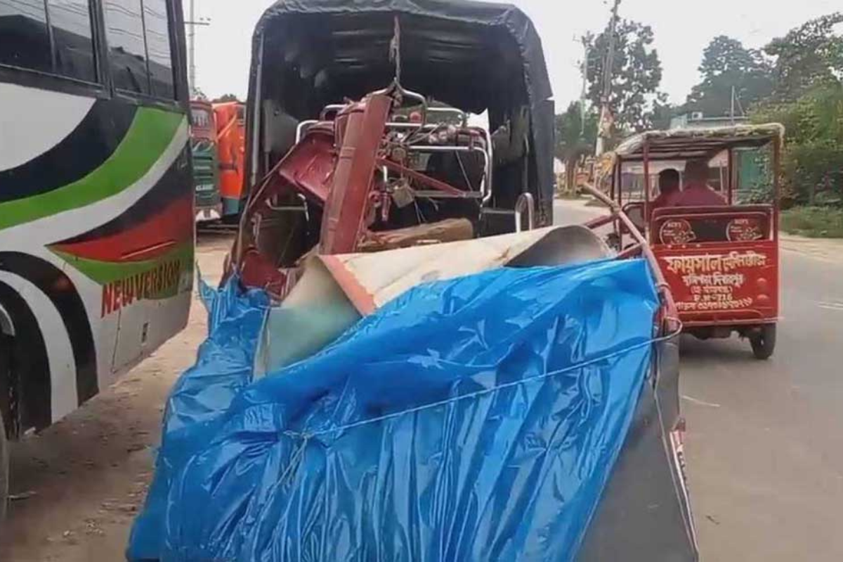 Four Members of the Same Family Killed in Dinajpur Road Accident