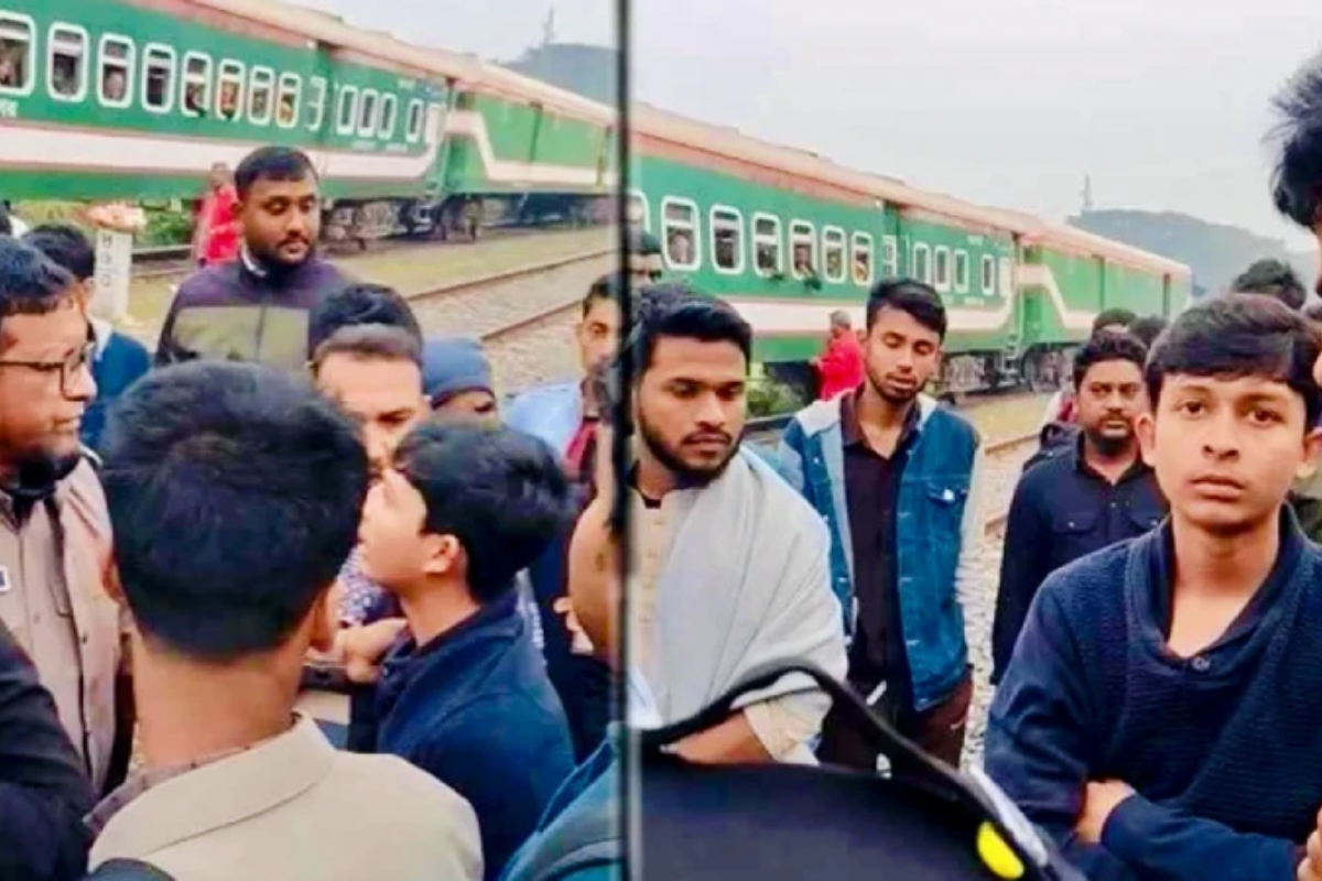 Four Teenagers Apprehended After Rupsa Express Stone Attack
