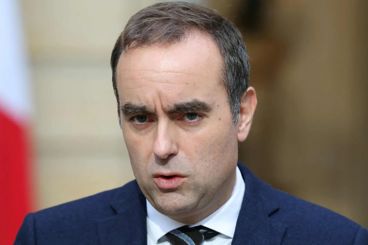 France’s New Prime Minister Resigns Hours After Cabinet Announcement