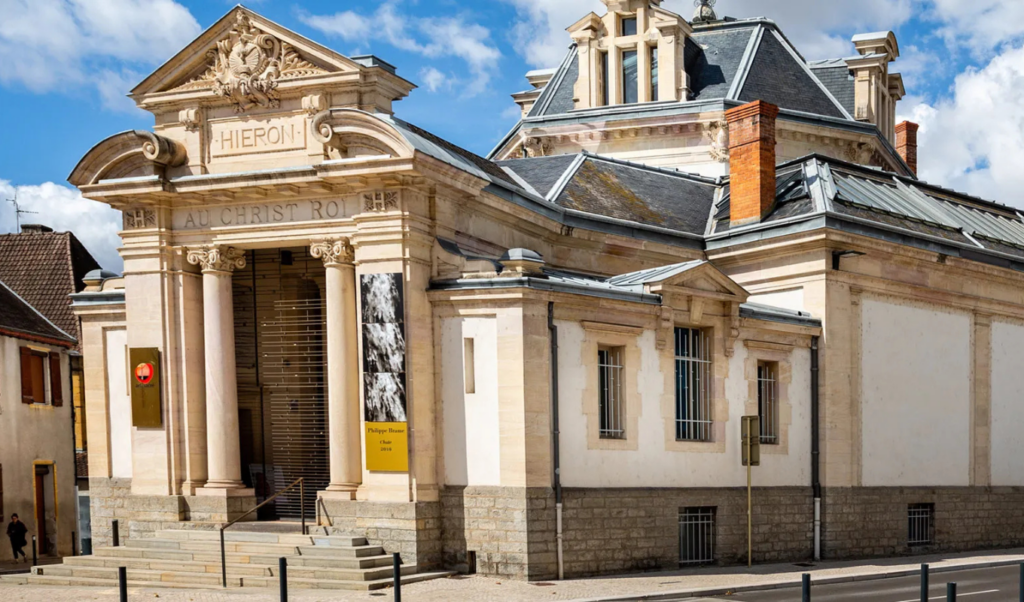 french museum suffers 95 million porcelain heist French Museum Suffers €9.5 Million Porcelain Heist