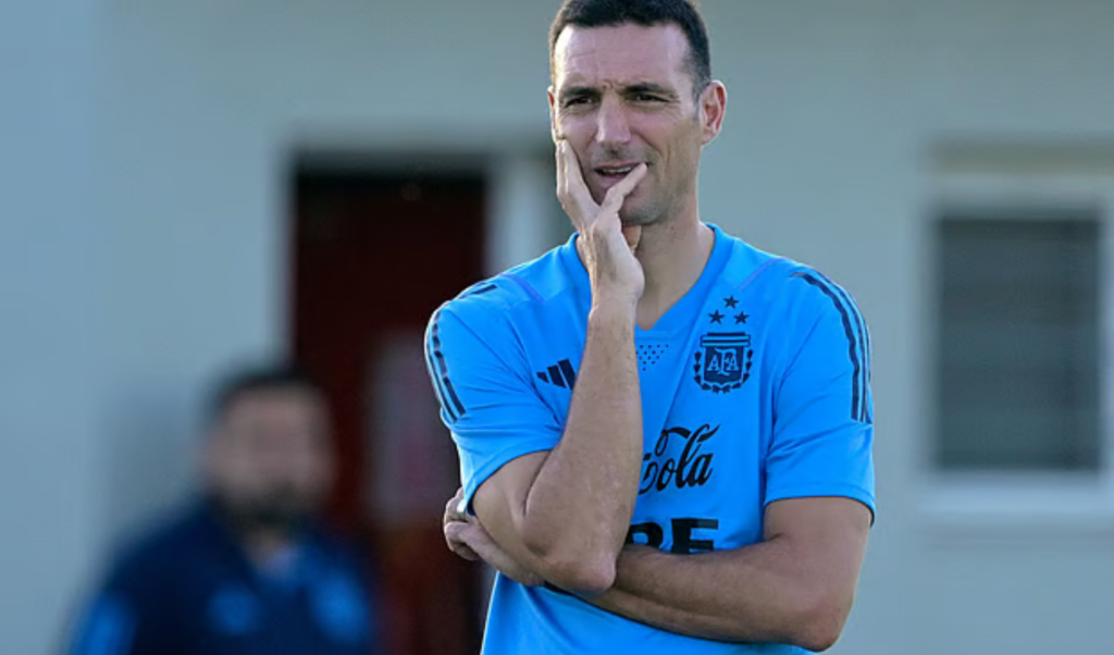 from 50 to 26 scalonis world cup plans From 50 to 26: Scaloni's World Cup Plans