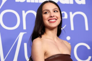 From Teenage Journals to Global Pop Supremacy