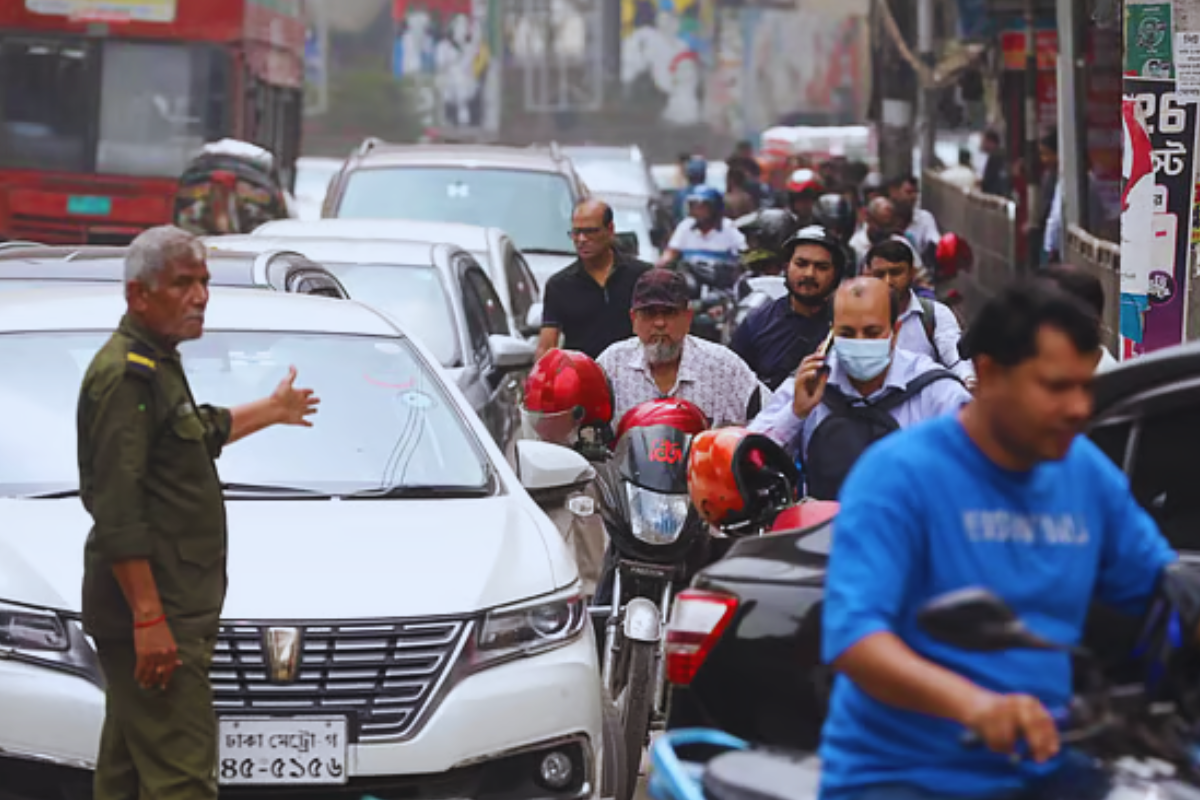 Fuel Shortages Spark Kilometer-Long Queues