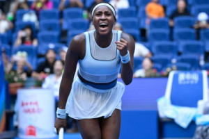 Gauff Battles Through to Keep China Open Title Defence Alive