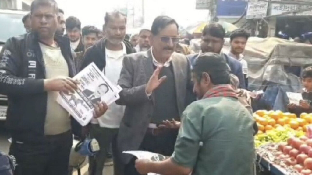 ghazipur candidate campaigns in bulletproof vest for safety Ghazipur Candidate Campaigns in Bulletproof Vest for Safety
